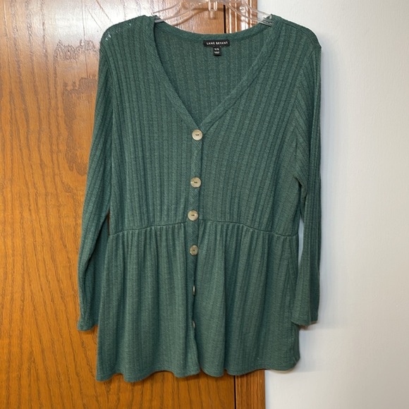 LANE BRYANT UGC Size 14/16 Green Faux Buttom Down Babydoll top shirt long sleeve - Picture 10 of 10